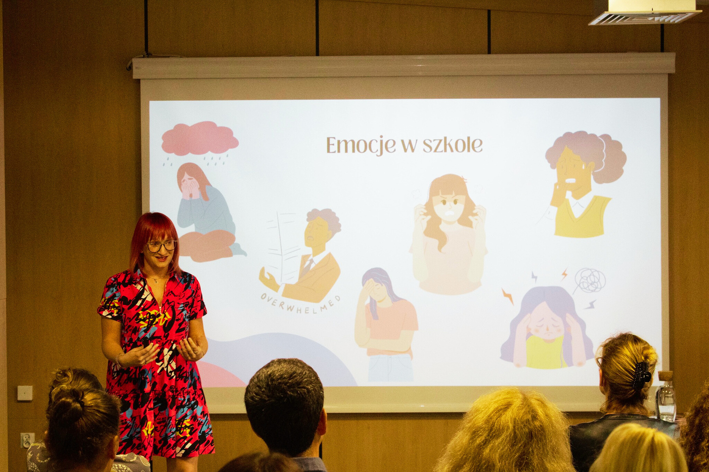 Sonia Nieradzik speaking about emotions